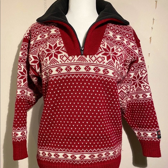 Vintage Norwegian Ski Sweater